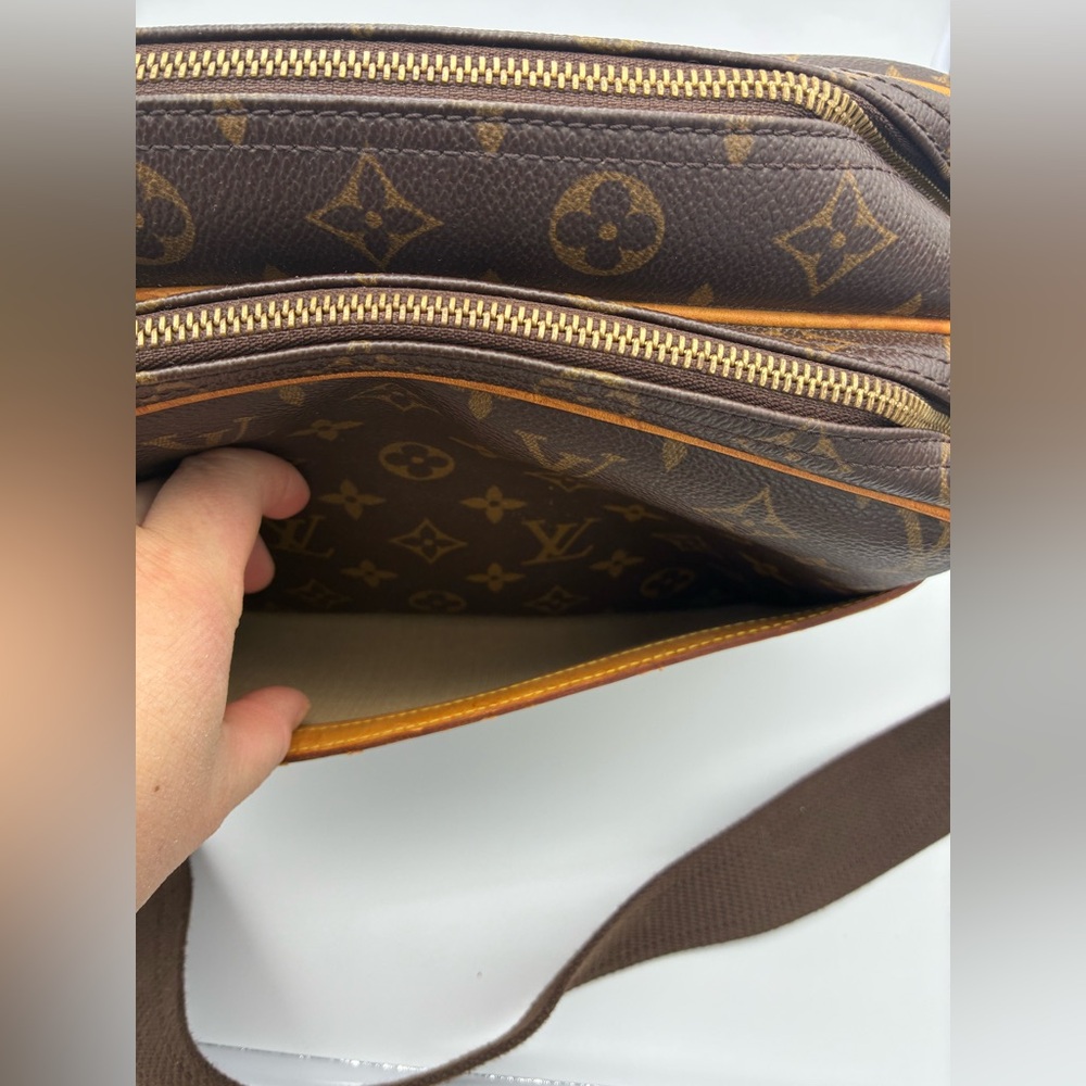 LOUIS VUITTON MONOGRAM REPORTER MESSENGER PM CROSSBODY UNISEX BAG - Picture 8 of 16